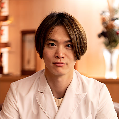 プロフィール